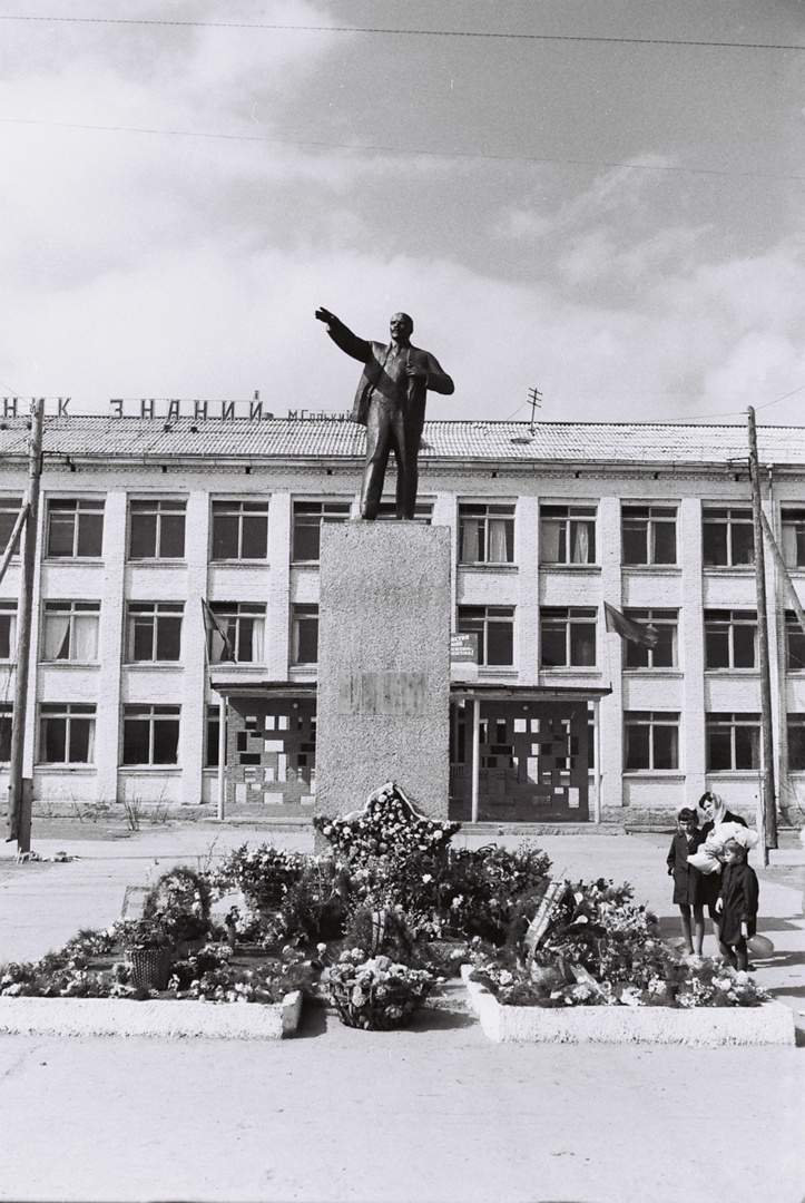 Фотография здания школы Фотография здания школы